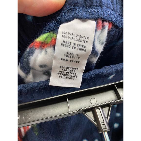 Peanuts Women's 1X Snoopy Winter Pajama Set Red Blue Christmas Gift Snowman New - Picture 7 of 7